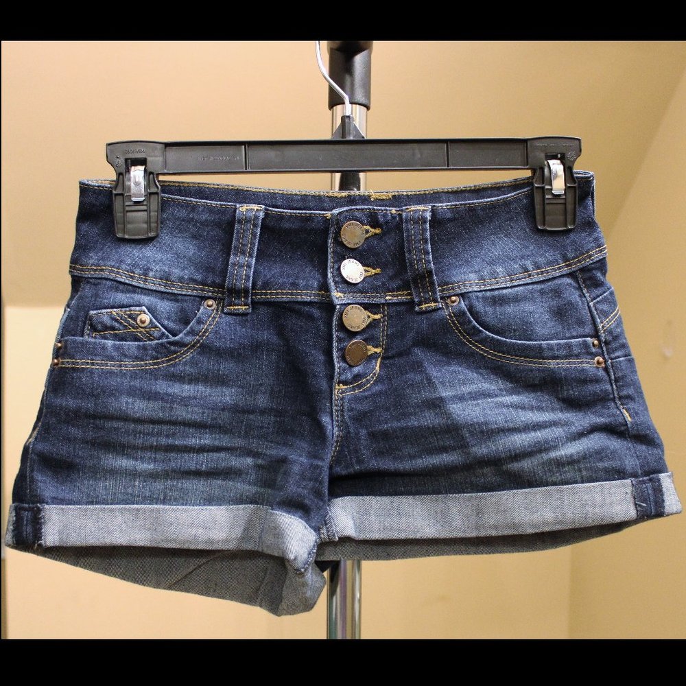 WannaBettaButt? YMI USA Denim Shorts with 4 Front Buttons and Real Pockets